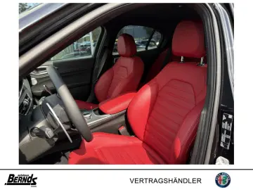 ALFA ROMEO Giulia 2.0T Q4 Veloce LEDER-ROT TECHNO PREMIUM