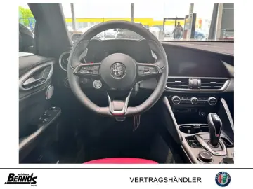 ALFA ROMEO Giulia 2.0T Q4 Veloce LEDER-ROT TECHNO PREMIUM