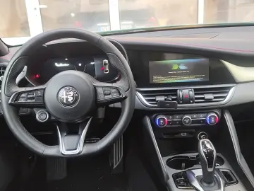 ALFA ROMEO Giulia Tributo Italiano Q4