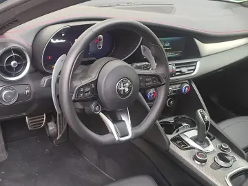 ALFA ROMEO Giulia Tributo Italiano Q4