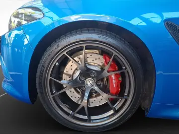 ALFA ROMEO Giulia 2.9 V6 Bi-Turbo Quadrifoglio