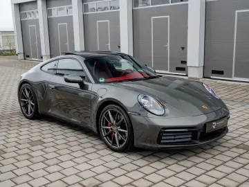 Porsche 992 Carrera S   1. Hand   14-way   Bose   SHD