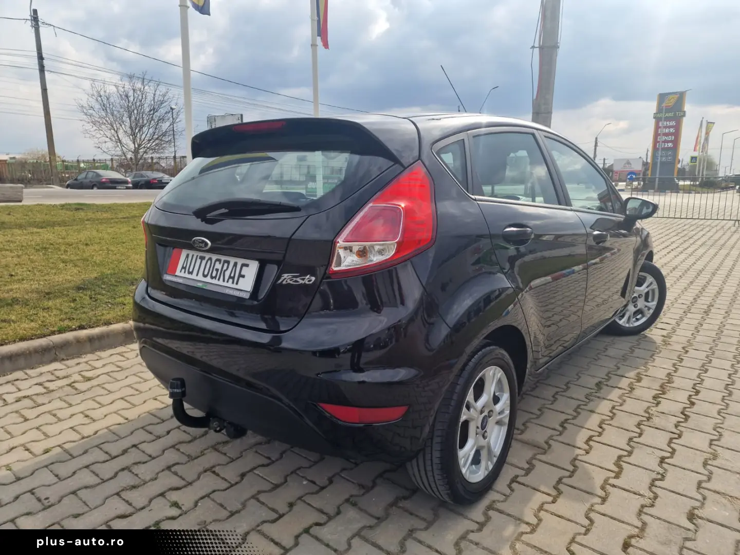 Ford Fiesta 1.0 Trend 2013 - Acum si in Rate