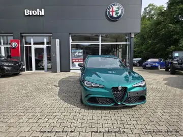 ALFA ROMEO Giulia Quadrifoglio
