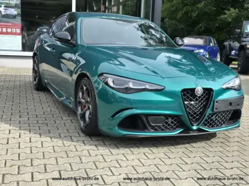 ALFA ROMEO Giulia Quadrifoglio