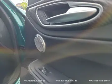 ALFA ROMEO Giulia Quadrifoglio