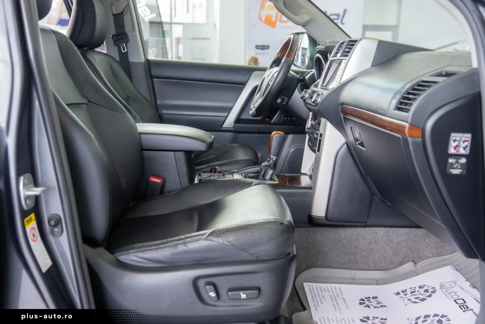 Toyota Land Cruiser PRADO 3.0 4x4