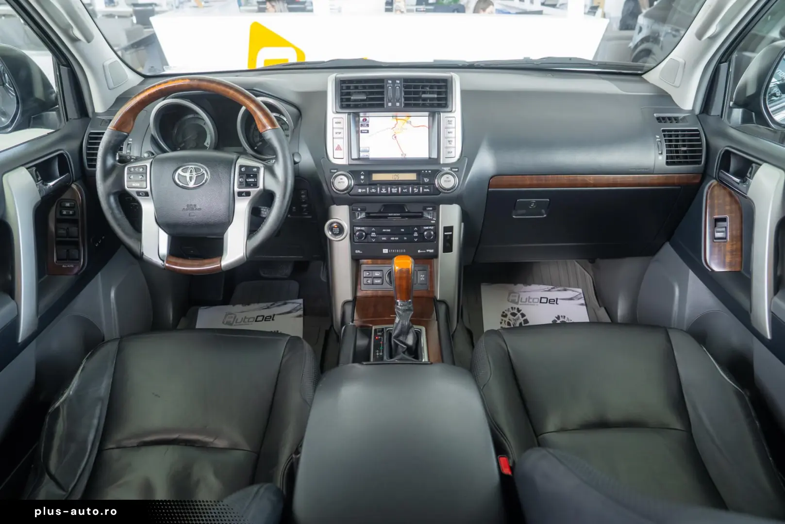 Toyota Land Cruiser PRADO 3.0 4x4