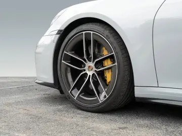Porsche 992 992-2 911 Carrera S Sport Chrono Package PCCB
