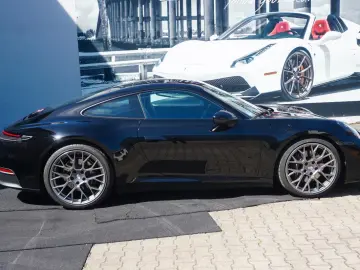 Porsche 992 SportAbgas Sport Design SportChrono ACC BOSE