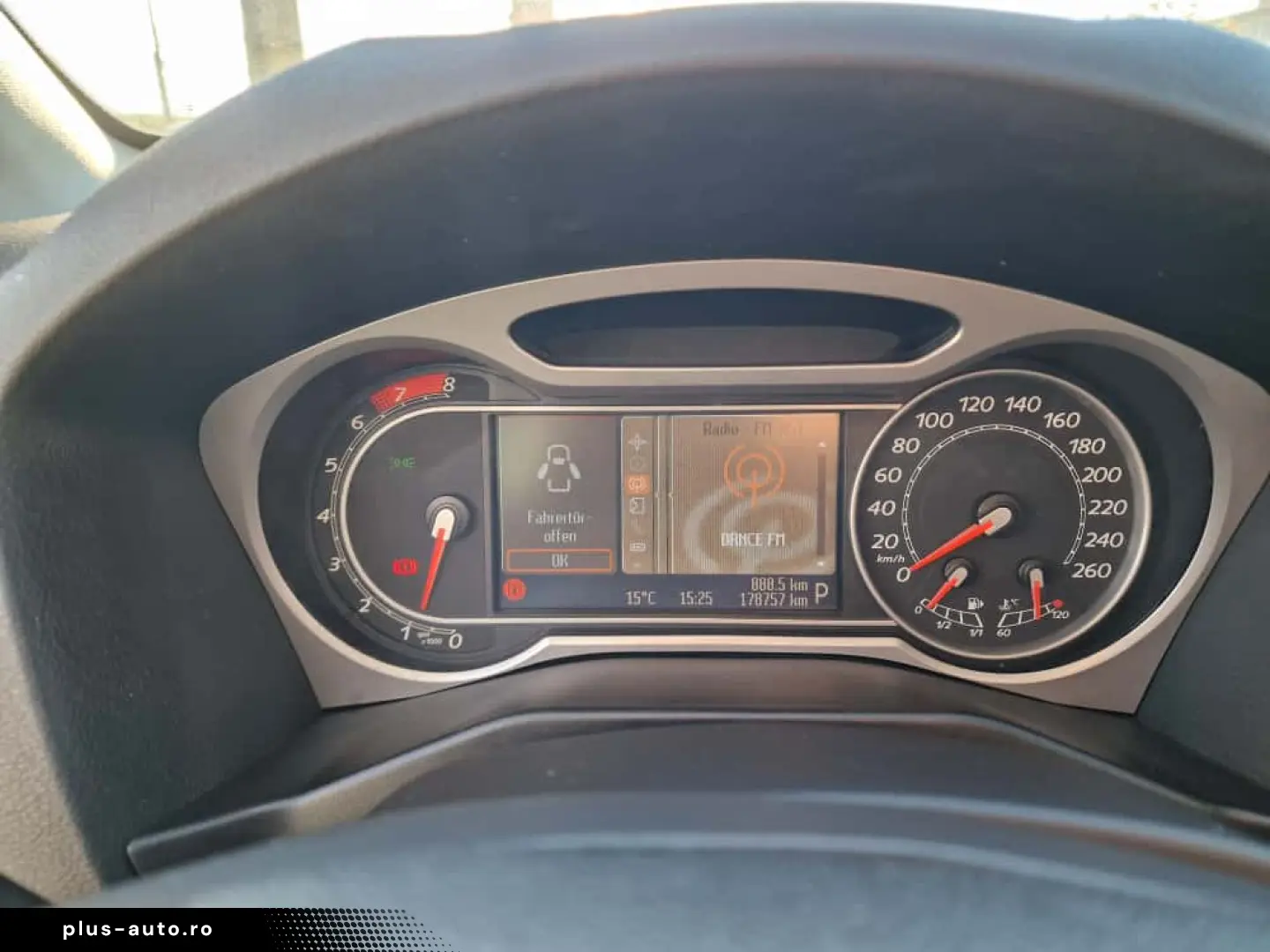 Ford Mondeo 2.0EcoBOOST 203CP-Titanium-Automatic