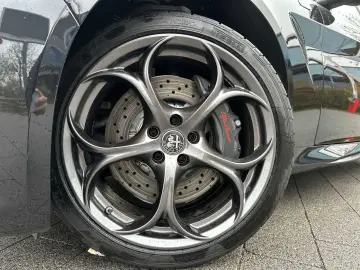 ALFA ROMEO Giulia Quadrifoglio 2.9 V6