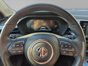 MG MG5 61KW h Luxury vomMG-Partner 12.2029 Garantie