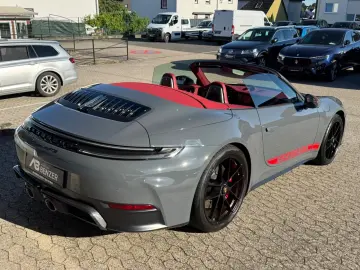 Porsche 992.2 Carrerra 4 GTS Sport-Design Lift Carbon