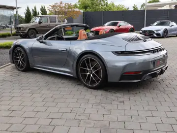 Porsche 992 Carrera 4 GTS cabriolet Lifting-ACC-NightVis