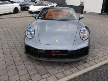 Porsche 992 Carrera 4 GTS cabriolet Lifting-ACC-NightVis