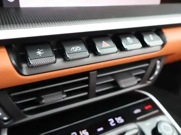 Porsche 992 Carrera 4 GTS cabriolet Lifting-ACC-NightVis
