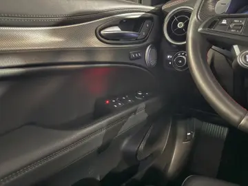 ALFA ROMEO Stelvio Competizione Q4 ACC Matrix LED CARPLAY