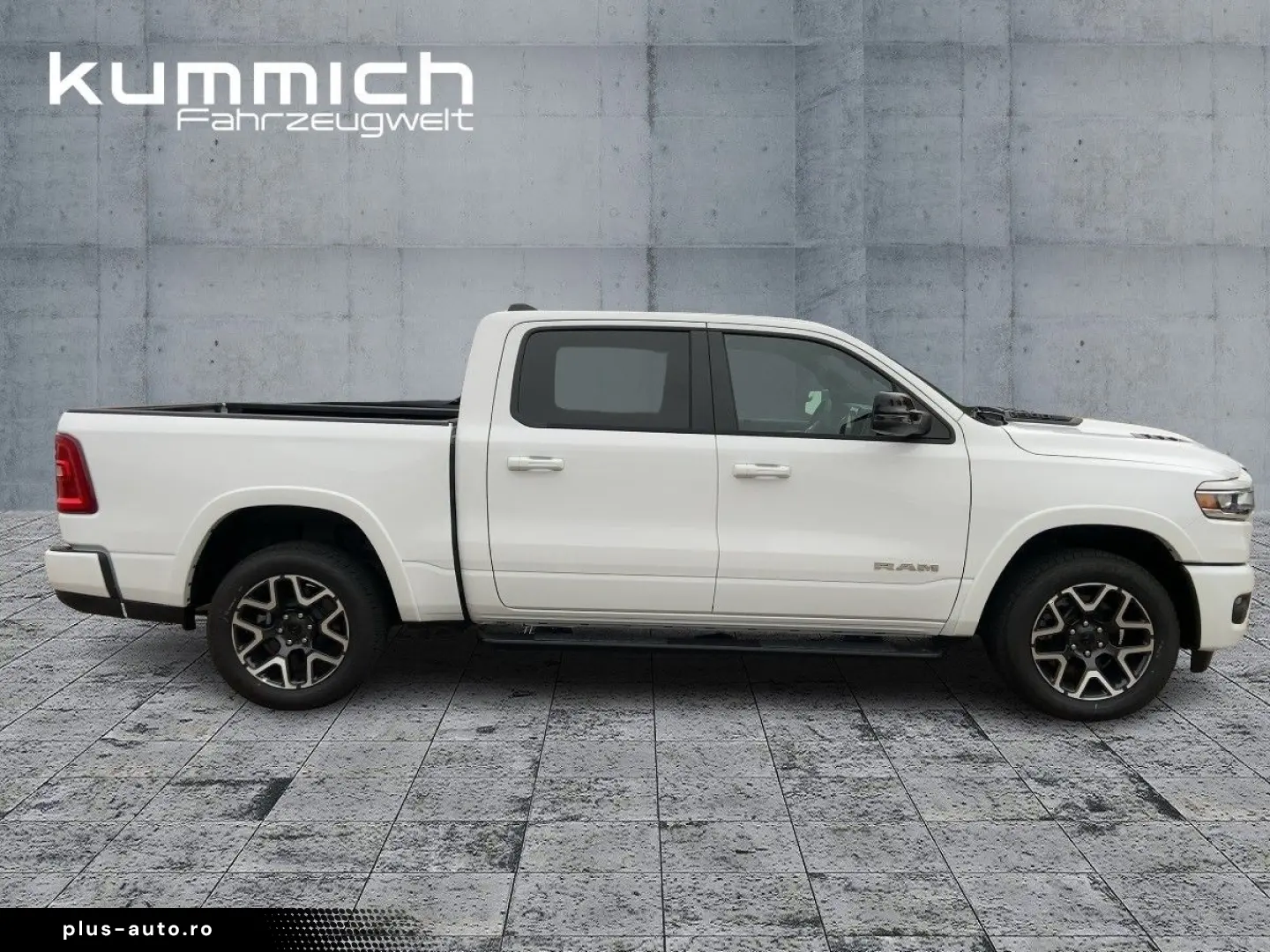 DODGE RAM 1500 Laramie Crew 420 PS  LPG