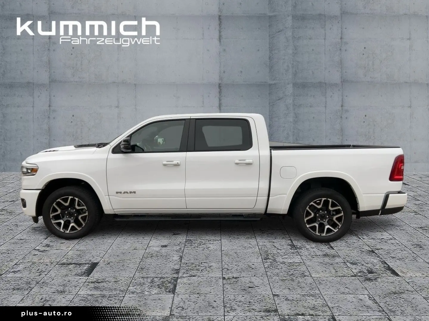 DODGE RAM 1500 Laramie Crew 420 PS  LPG