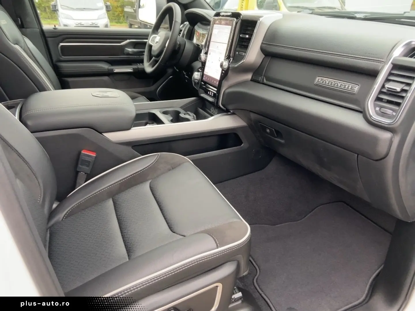 DODGE RAM 1500 Laramie Crew 420 PS  LPG
