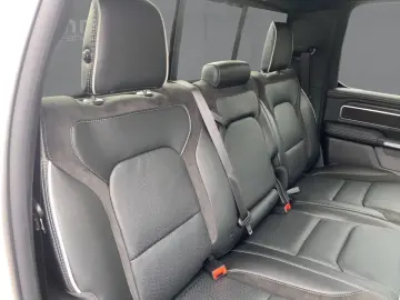 DODGE RAM 1500 Laramie Crew 420 PS  LPG