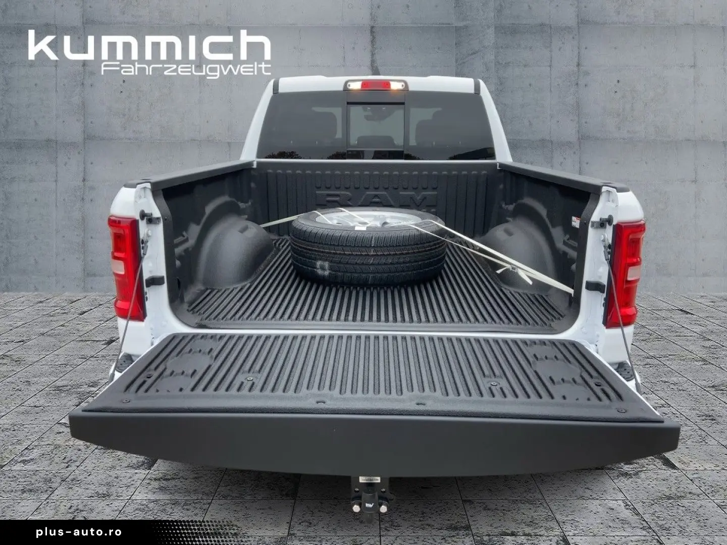 DODGE RAM 1500 Laramie Crew 420 PS  LPG