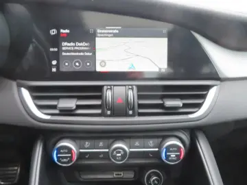 ALFA ROMEO Giulia Competizione Q4 280PS