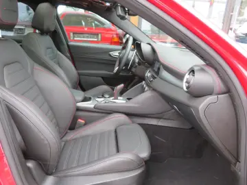 ALFA ROMEO Giulia Competizione Q4 280PS