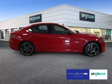ALFA ROMEO Giulia Veloce Turbo 16V Q4 280  Navi SHZ Kamera