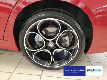 ALFA ROMEO Giulia Veloce Turbo 16V Q4 280  Navi SHZ Kamera