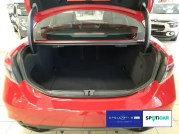 ALFA ROMEO Giulia Veloce Turbo 16V Q4 280  Navi SHZ Kamera