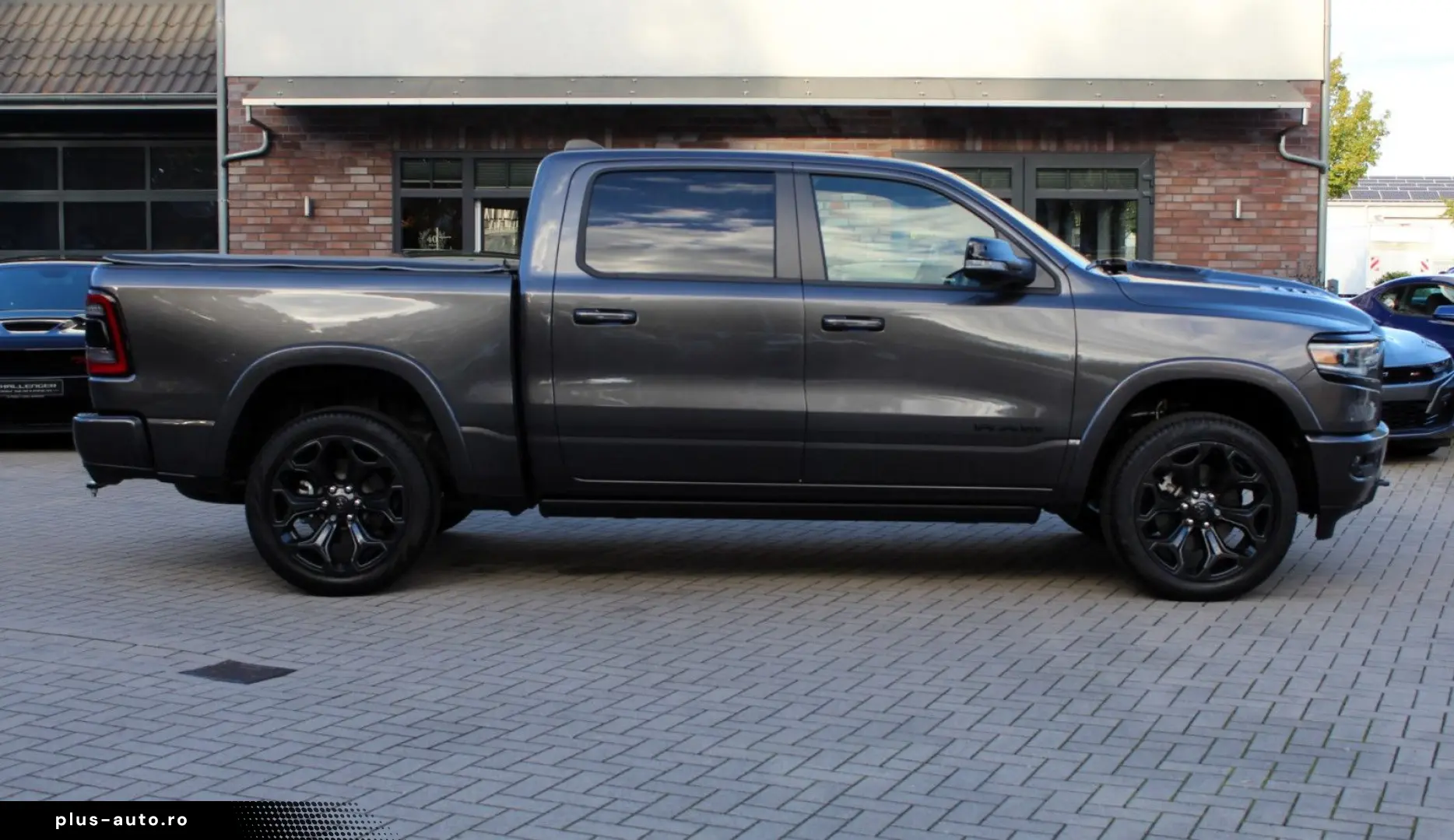DODGE RAM 5 7L LIMITED  HUD  LPG  360   Deutsche EZ