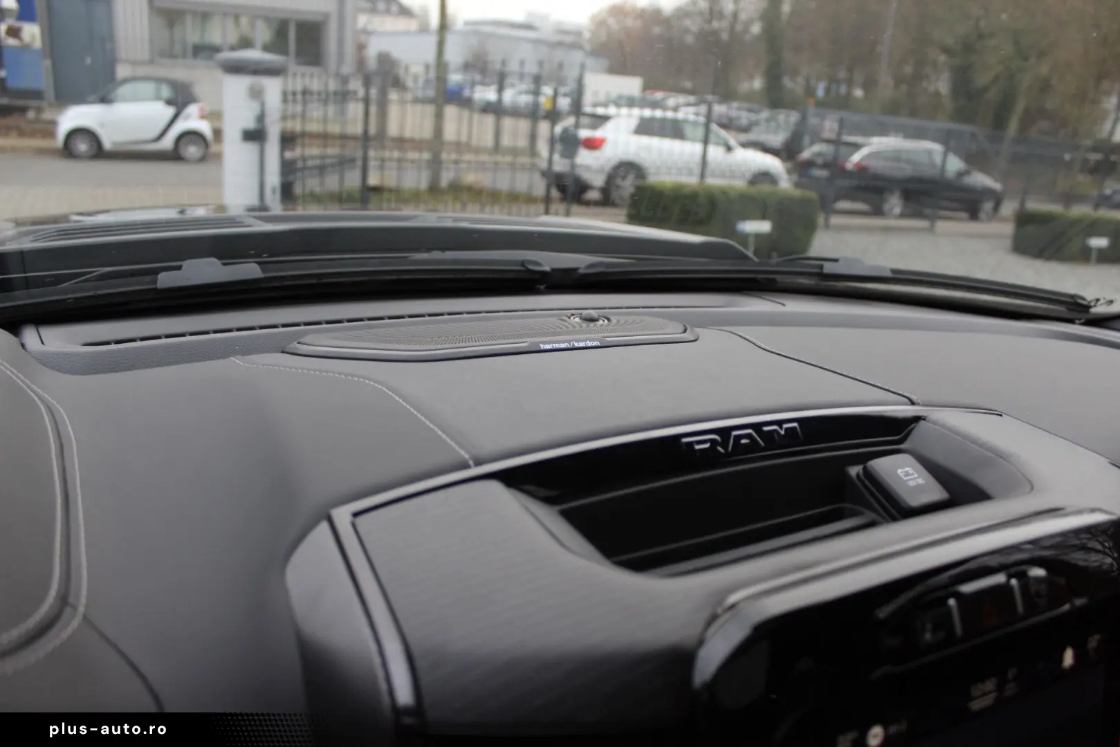 DODGE RAM 5 7L LIMITED  HUD  LPG  360   Deutsche EZ