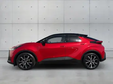 TOYOTA C-HR 1.8 Hybrid Team Deutschland