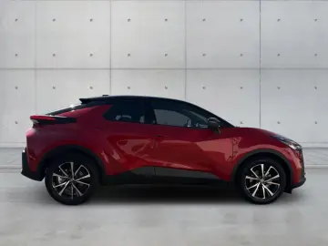 TOYOTA C-HR 1.8 Hybrid Team Deutschland