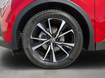 TOYOTA C-HR 1.8 Hybrid Team Deutschland