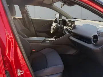 TOYOTA C-HR 1.8 Hybrid Team Deutschland