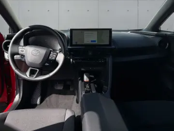 TOYOTA C-HR 1.8 Hybrid Team Deutschland