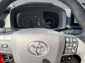 TOYOTA C-HR 1.8 Hybrid Team Deutschland