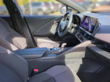 TOYOTA C-HR Plug-In Team D ACC  RFK. SHZ  Klima  DAB