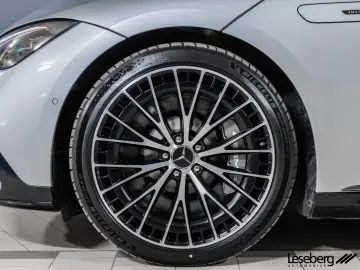 MERCEDES-BENZ EQE 43 AMG 4M DIG.LIGHT Pano Airmatic …