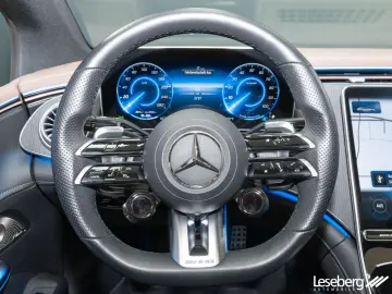 MERCEDES-BENZ EQE 43 AMG 4M DIG.LIGHT Pano Airmatic …