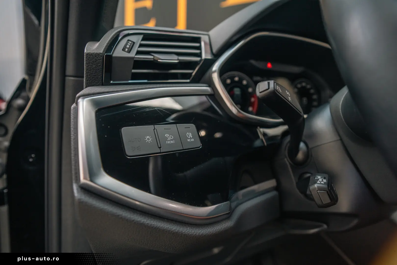 Audi Q3 35 TFSI Advanced S tronic Platinum