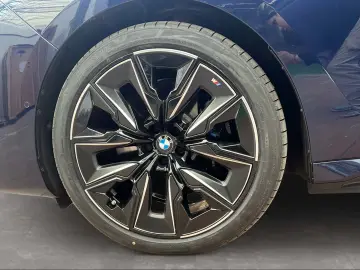 BMW i7 xDrive60 Limousine M Sport Massage Kamera
