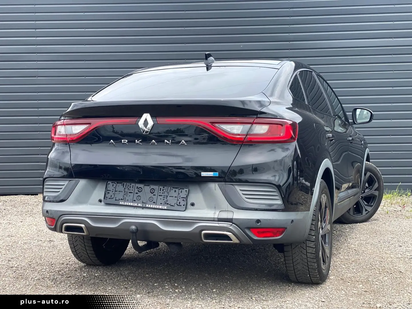 Renault Arkana RS line 1.6 Hybrid 145 CP
