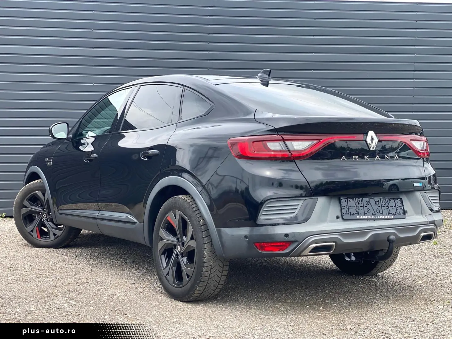 Renault Arkana RS line 1.6 Hybrid 145 CP