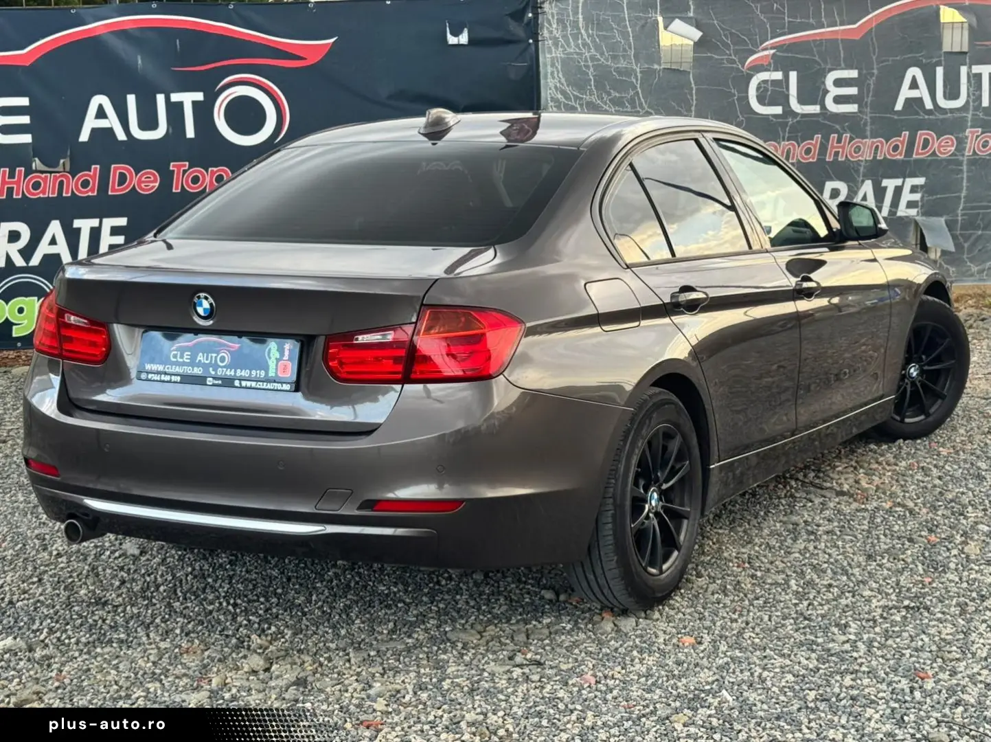 BMW F30 LUXURY  AN 2012  163 CP  3 BUTOANE