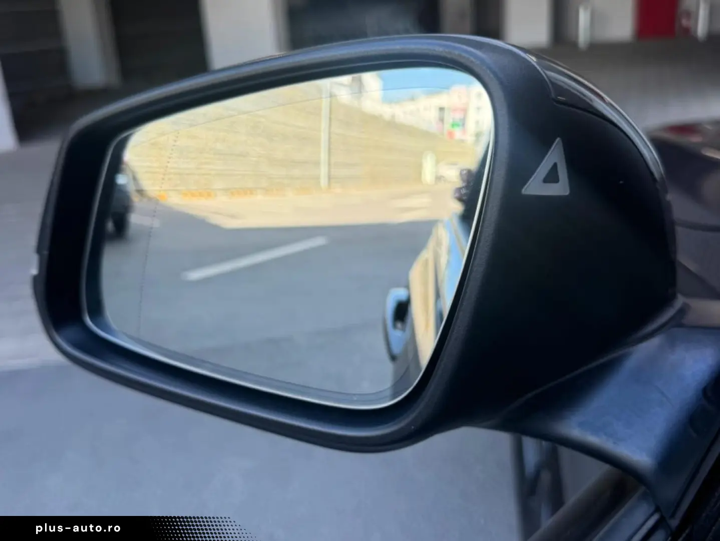 BMW F30 LUXURY  AN 2012  163 CP  3 BUTOANE