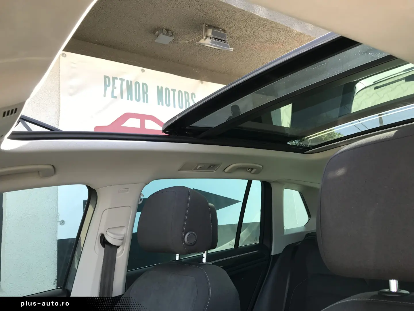 Tiguan 2 0 4Motion BlueMotion Technology R LINE